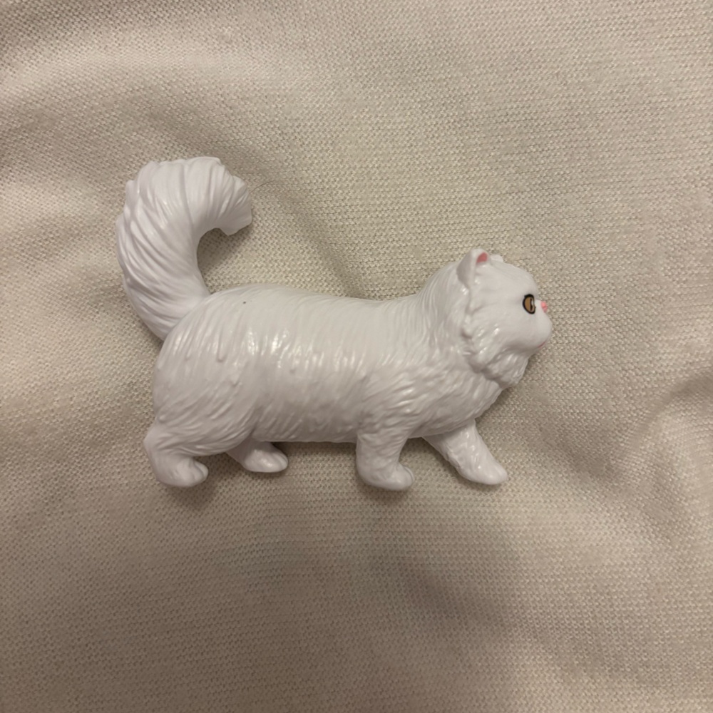 Mini Brands Books - Series 2 Mini Cat Accessory